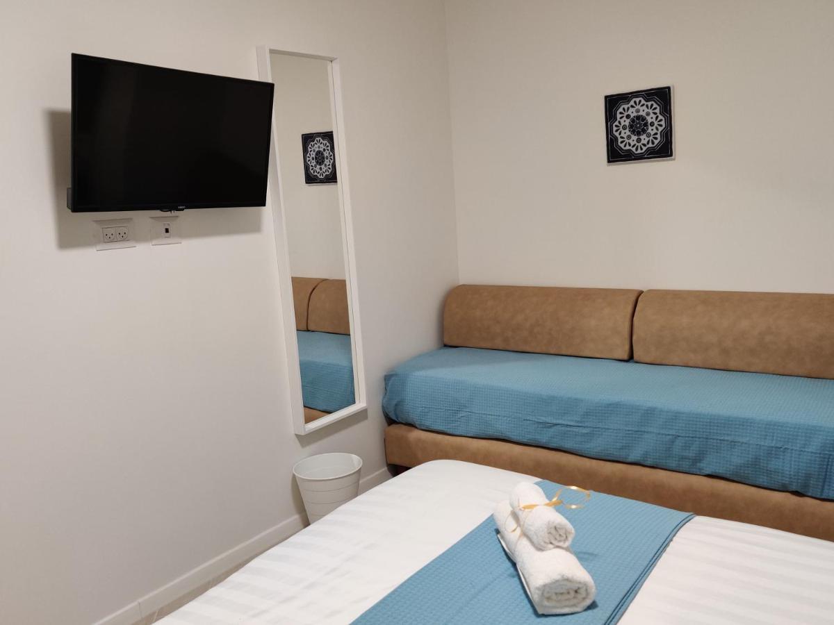 Migdal Luxury Suites Netanya J29 Exterior photo