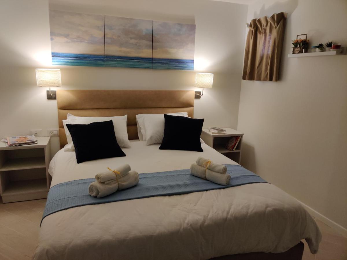 Migdal Luxury Suites Netanya J29 Exterior photo